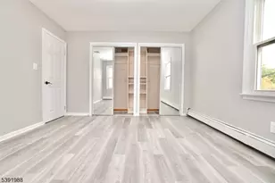 53 Mt Pleasant Ave 2nd Fl, Belleville, NJ 07109 - Photo 8