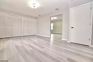 53 Mt Pleasant Ave 2nd Fl, Belleville, NJ 07109 - Photo 6