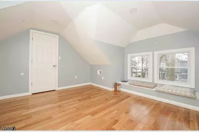 21 Woodland Rd, Bloomfield, NJ 07003 - Photo 8