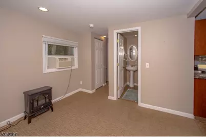 1230 State Rt 23, Wantage, NJ 07461 - Photo 14