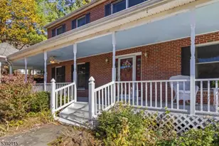 2 Upper Lake Rd, Jefferson Township, NJ 07438 - Photo 8