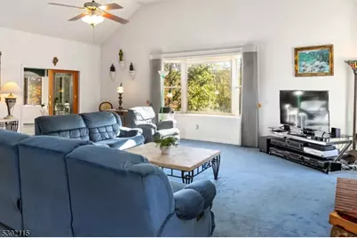 2 Upper Lake Rd, Jefferson Township, NJ 07438 - Photo 16