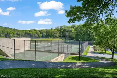 85 Breakneck Rd, Vernon Twp., NJ 07422 - Photo 32