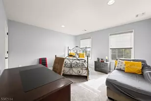 107 Hamilton Trail, Totowa, NJ 07512 - Photo 16