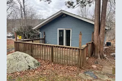 8 Beach View Ct, Hardyston Township, NJ 07460 - Photo 10