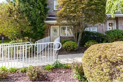 11 Wilshire Ter, Kinnelon, NJ 07405 - Photo 1