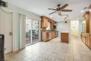 255 Knoll Rd, Parsippany, NJ 07034 - Photo 10