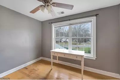 255 Knoll Rd, Parsippany, NJ 07034 - Photo 24