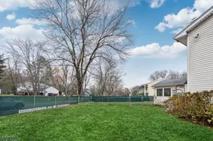 255 Knoll Rd, Parsippany, NJ 07034 - Photo 30