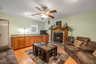 255 Knoll Rd, Parsippany, NJ 07034 - Photo 16