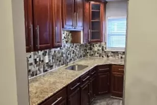 100 Luttgen Pl, Linden, NJ 07036 - Photo 6