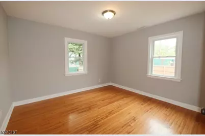 214 Washington Ave, Union Township, NJ 07083 - Photo 10