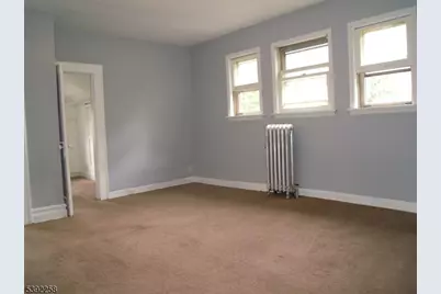 56 Pine Grove Ter #UPR, Newark, NJ 07106 - Photo 6