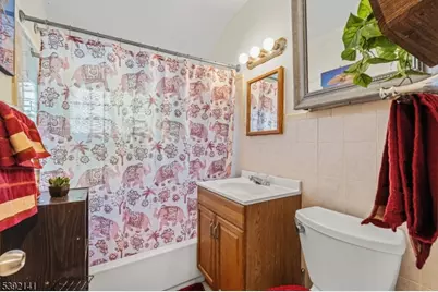 410 E 26th St, Paterson, NJ 07514 - Photo 20