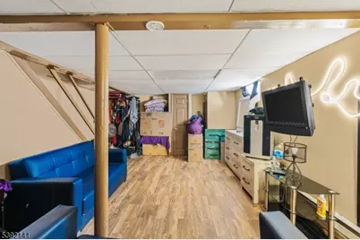 410 E 26th St, Paterson, NJ 07514 - Photo 22