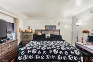 410 E 26th St, Paterson, NJ 07514 - Photo 14