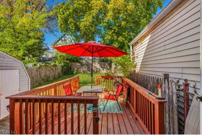 410 E 26th St, Paterson, NJ 07514 - Photo 28