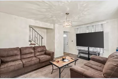 410 E 26th St, Paterson, NJ 07514 - Photo 4