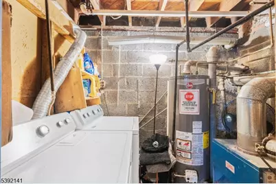 410 E 26th St, Paterson, NJ 07514 - Photo 26