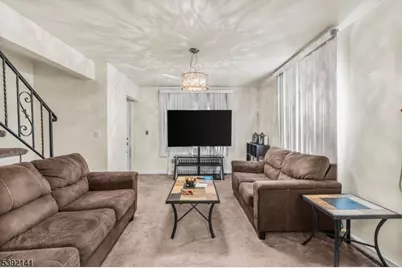 410 E 26th St, Paterson, NJ 07514 - Photo 2