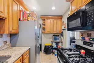 410 E 26th St, Paterson, NJ 07514 - Photo 8