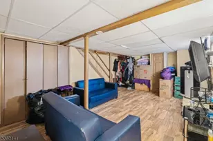 410 E 26th St, Paterson, NJ 07514 - Photo 24