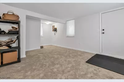 34 Phoenix Ave, Morristown, NJ 07960 - Photo 38