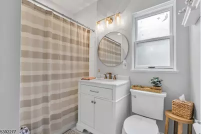 34 Phoenix Ave, Morristown, NJ 07960 - Photo 18