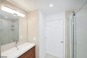 27 Edgemont Rd, West Orange Township, NJ 07052 - Photo 16