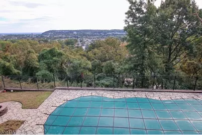 51 Columbus Ave, Totowa, NJ 07512 - Photo 6