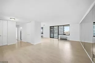 300 Winston Dr, Cliffside Park, NJ 07010 - Photo 1