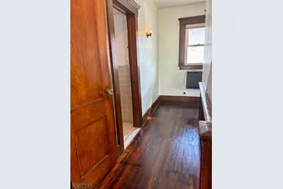 28 Arlington Ave, Paterson, NJ 07502 - Photo 16