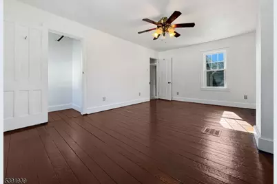 54 Front St, Belvidere, NJ 07823 - Photo 14