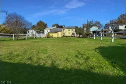 54 Front St, Belvidere, NJ 07823 - Photo 30