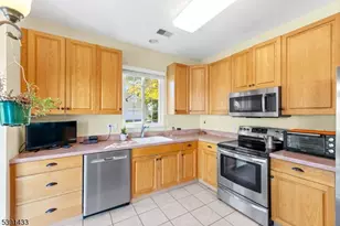 2 Stafford Ln, White Township, NJ 07823 - Photo 12