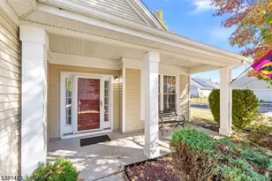 2 Stafford Ln, White Township, NJ 07823 - Photo 4