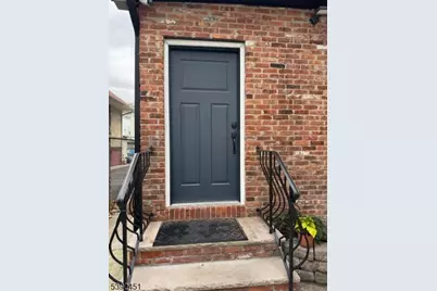 278 284Dayton St, Newark, NJ 07114 - Photo 4