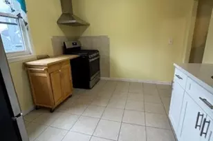 278 284Dayton St, Newark, NJ 07114 - Photo 8