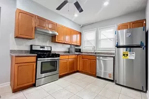 19 Mechanic St Apt1, Millburn, NJ 07041 - Photo 4