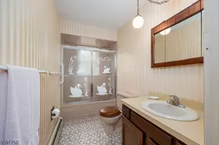 13 Glen Rd N, Vernon, NJ 07422 - Photo 12