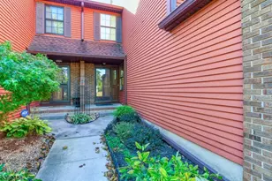 8 Bayberry Dr, Franklin Township, NJ 08873 - Photo 1