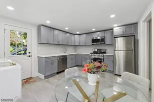 74 Forest St, Montclair, NJ 07042 - Photo 2