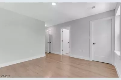 213 Pine St, Elizabeth, NJ 07206 - Photo 2