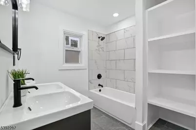 139 Myrtle Ave, Irvington, NJ 07111 - Photo 16