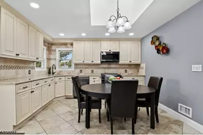 298 4th Ave, Hawthorne, NJ 07506 - Photo 18