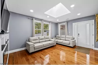 298 4th Ave, Hawthorne, NJ 07506 - Photo 8