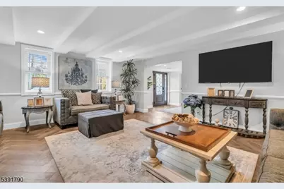 698 Foothill Rd, Bridgewater, NJ 08807 - Photo 8