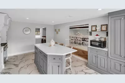 698 Foothill Rd, Bridgewater, NJ 08807 - Photo 14