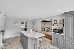 698 Foothill Rd, Bridgewater, NJ 08807 - Photo 14