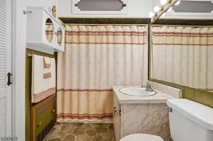 1010 Falls Terrace, Union Township, NJ 07083 - Photo 12